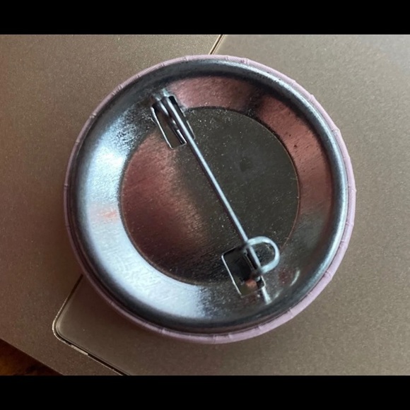 Chanel Pin - Picture 2 of 4